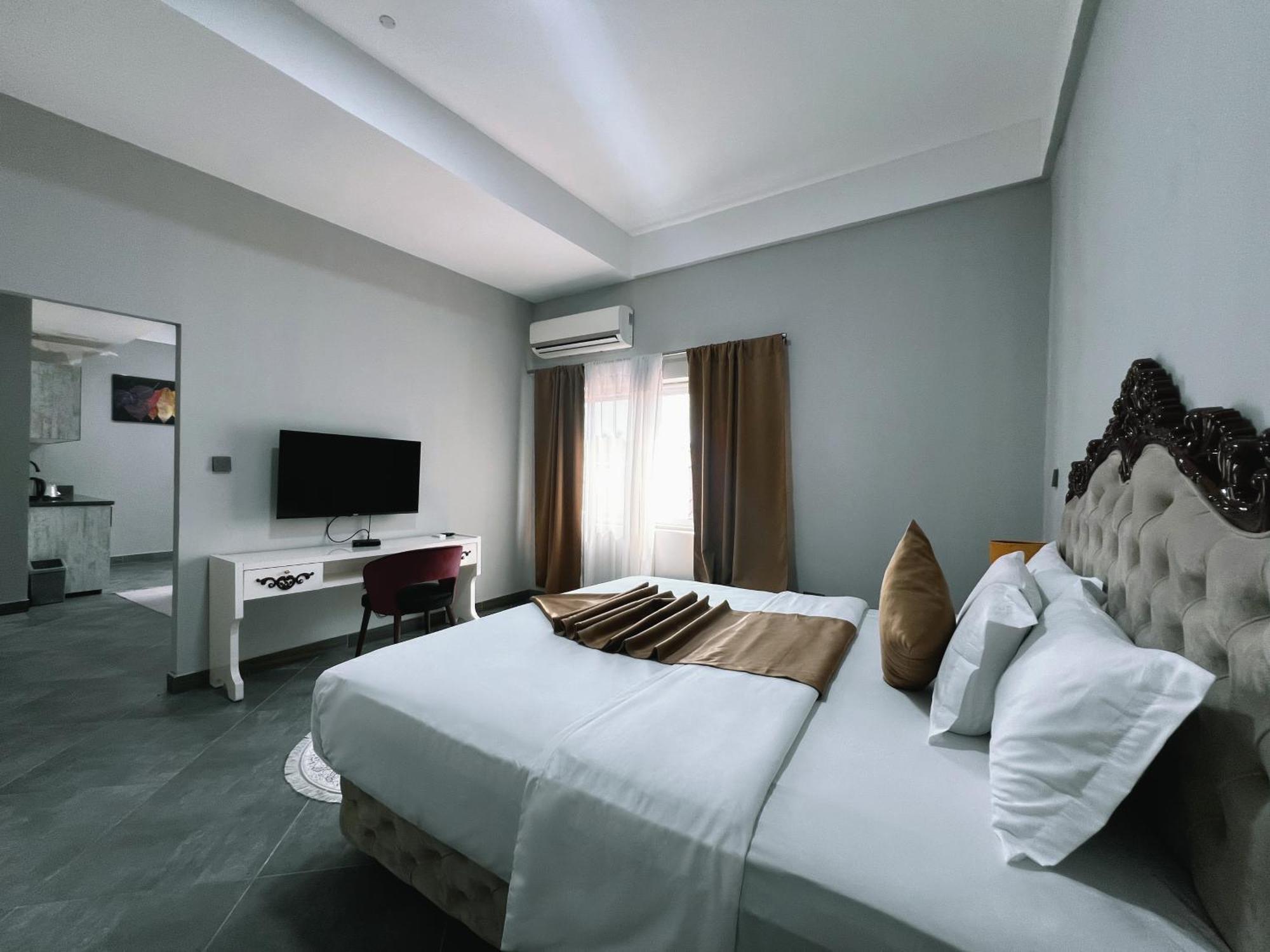 Euro Homes Hotel Acra Exterior foto